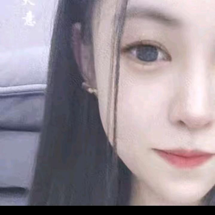 芊芊爱吃辣