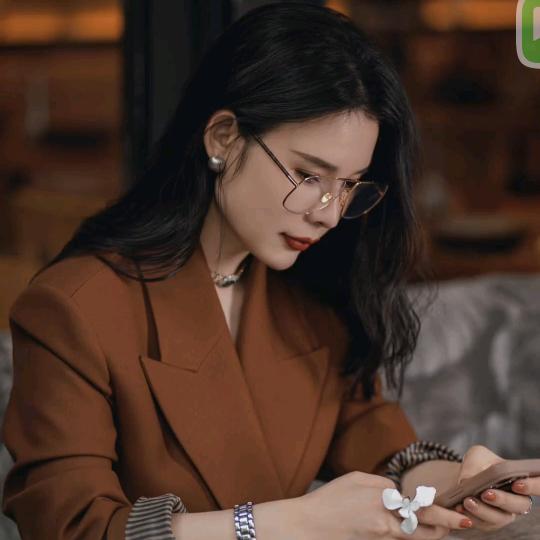 LYNEE七月-高定女装