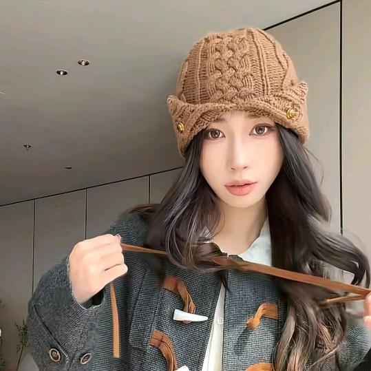 不理理高级感穿搭