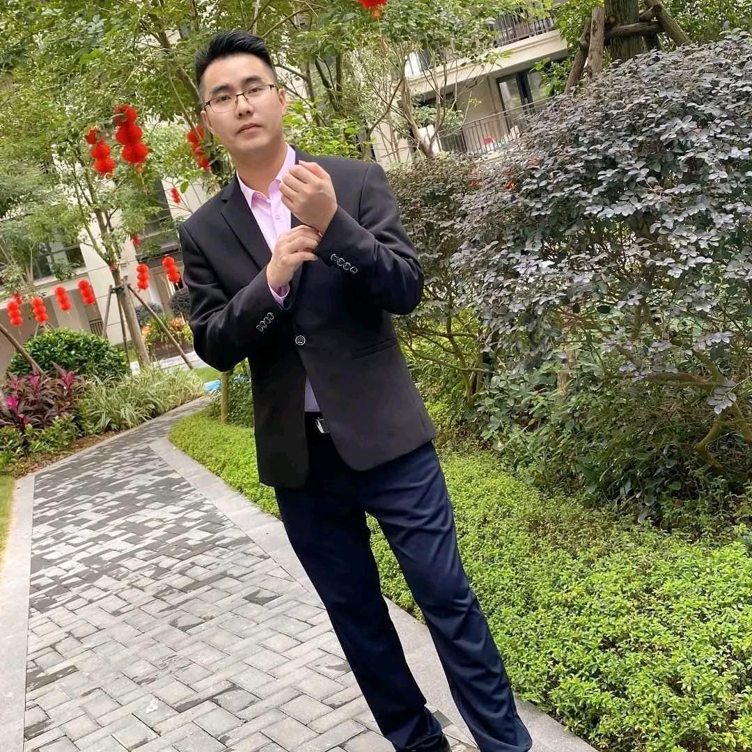 小黄同学