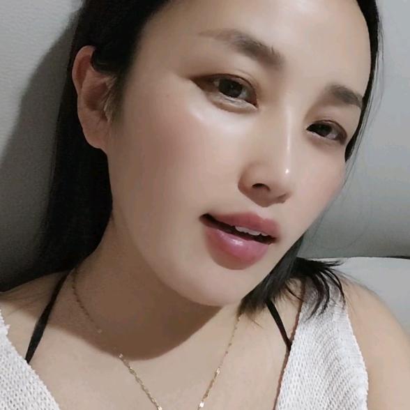 天真的傻妞