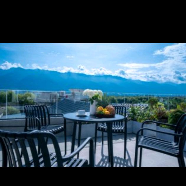 龙龛花屿名宿（洱海一线海景）