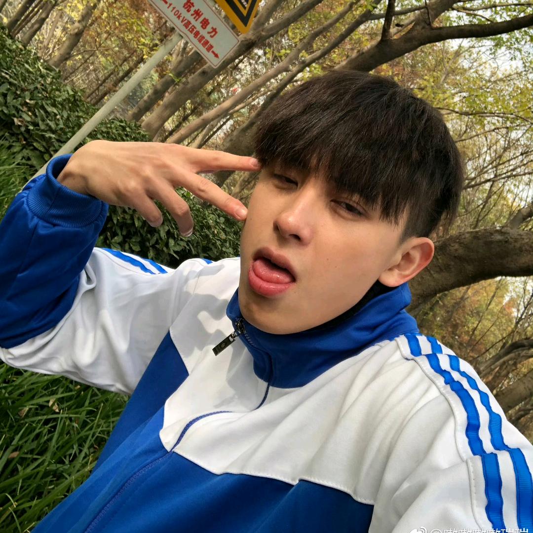 敖敖念