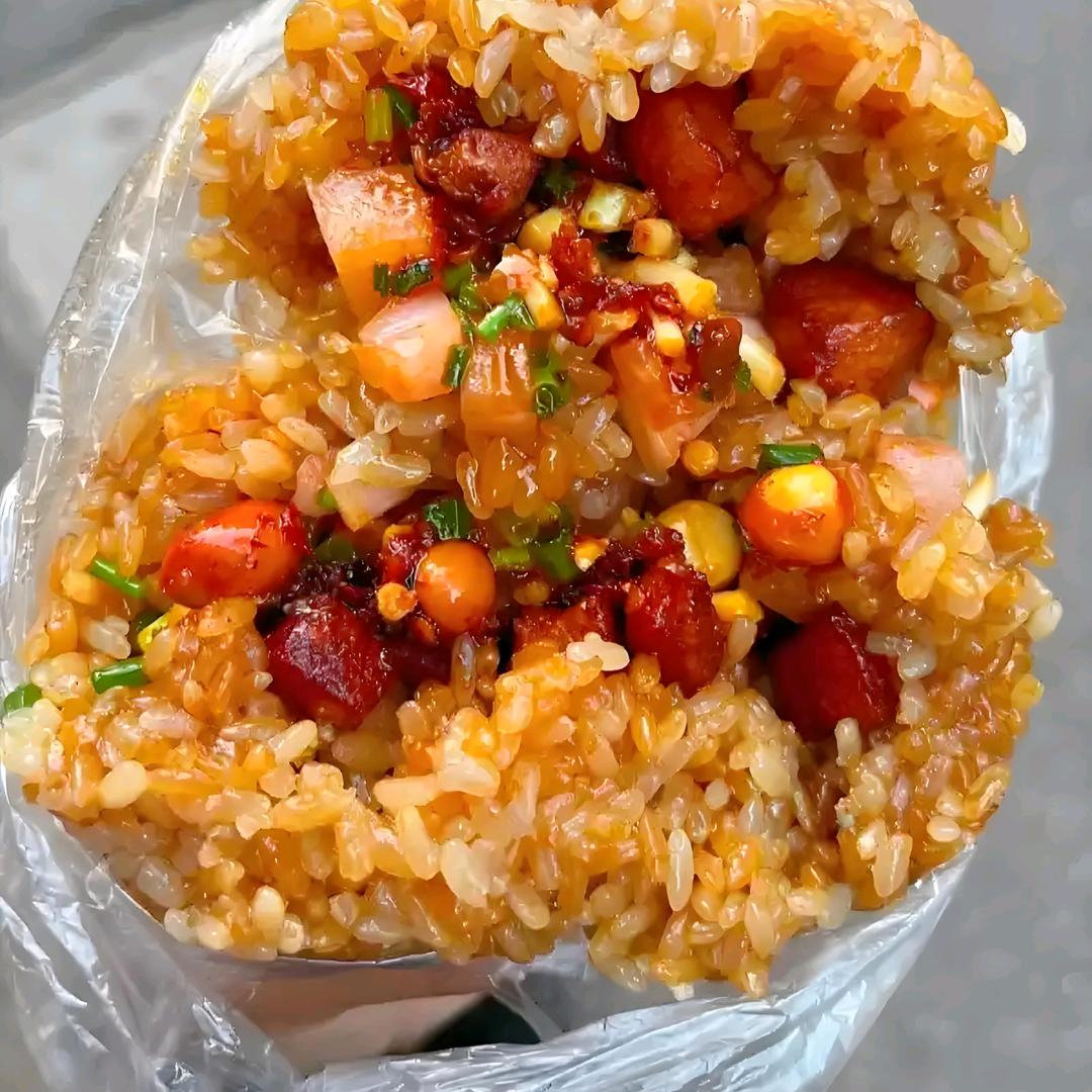 卖饭团的小姐姐