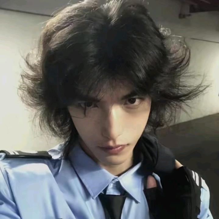 ≼灵泽下 ҉有山君≽