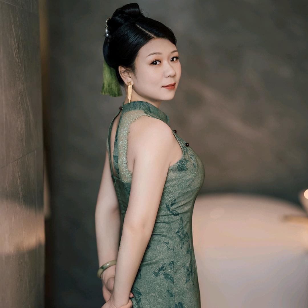 胡小翠《瓷砖批发》