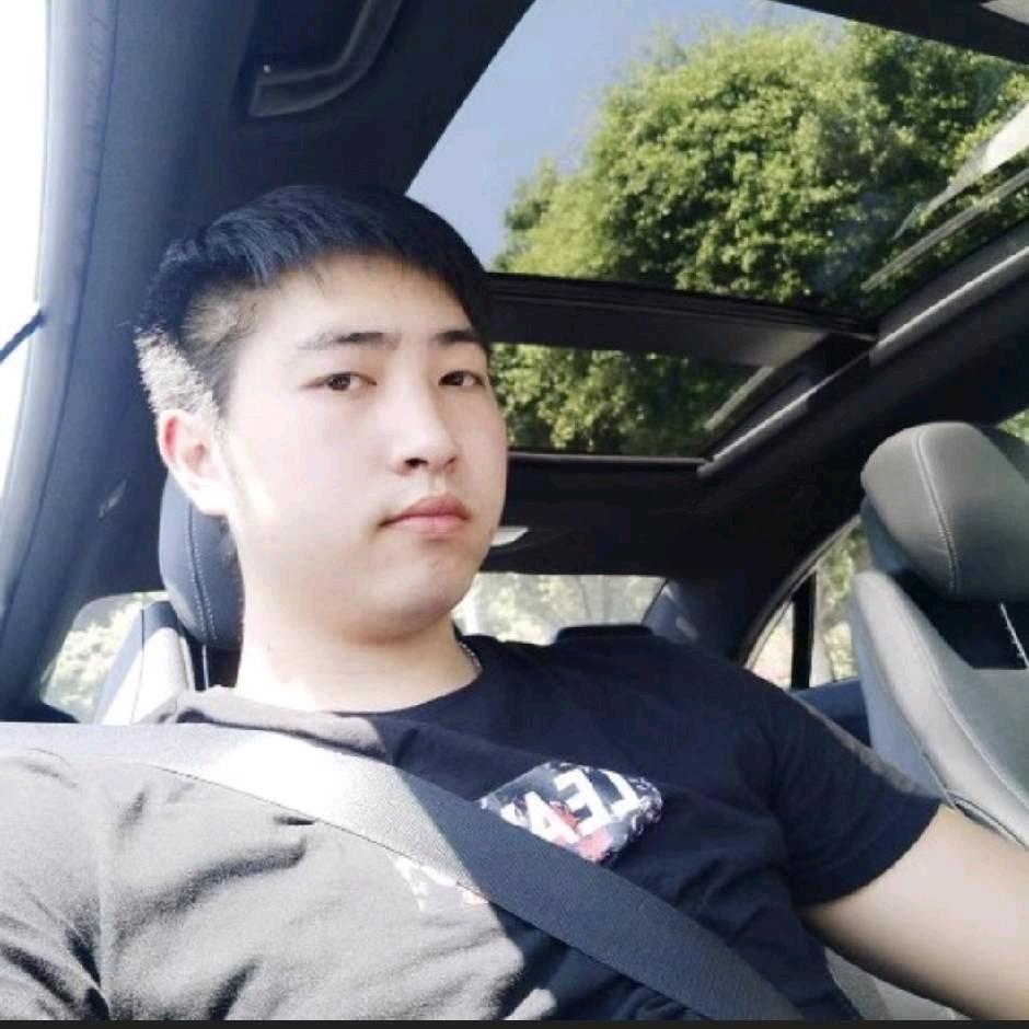 阿灿玩车