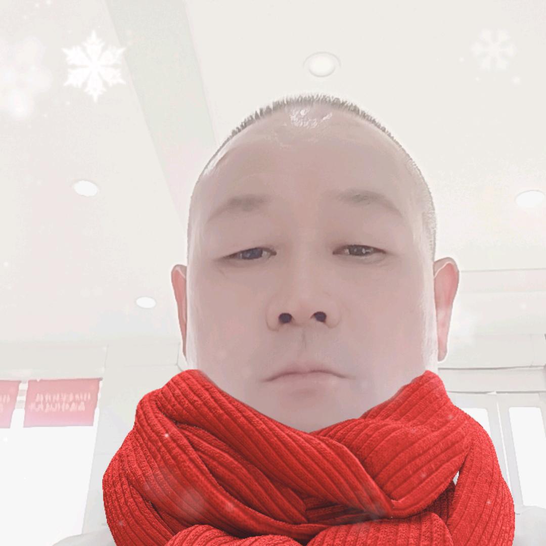 淡然一笑