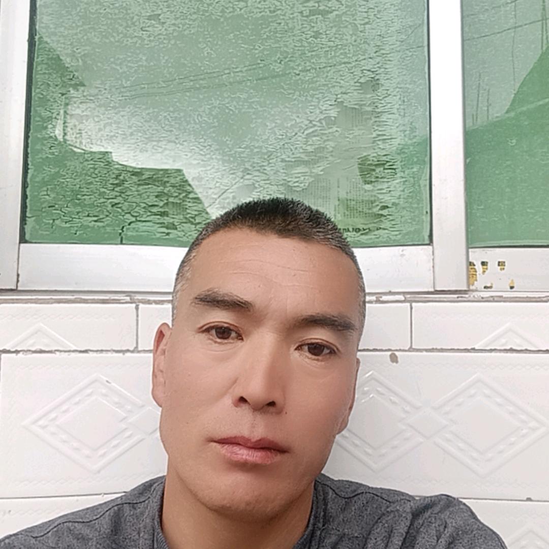 错把陈醋当成墨，写尽半生全是酸。