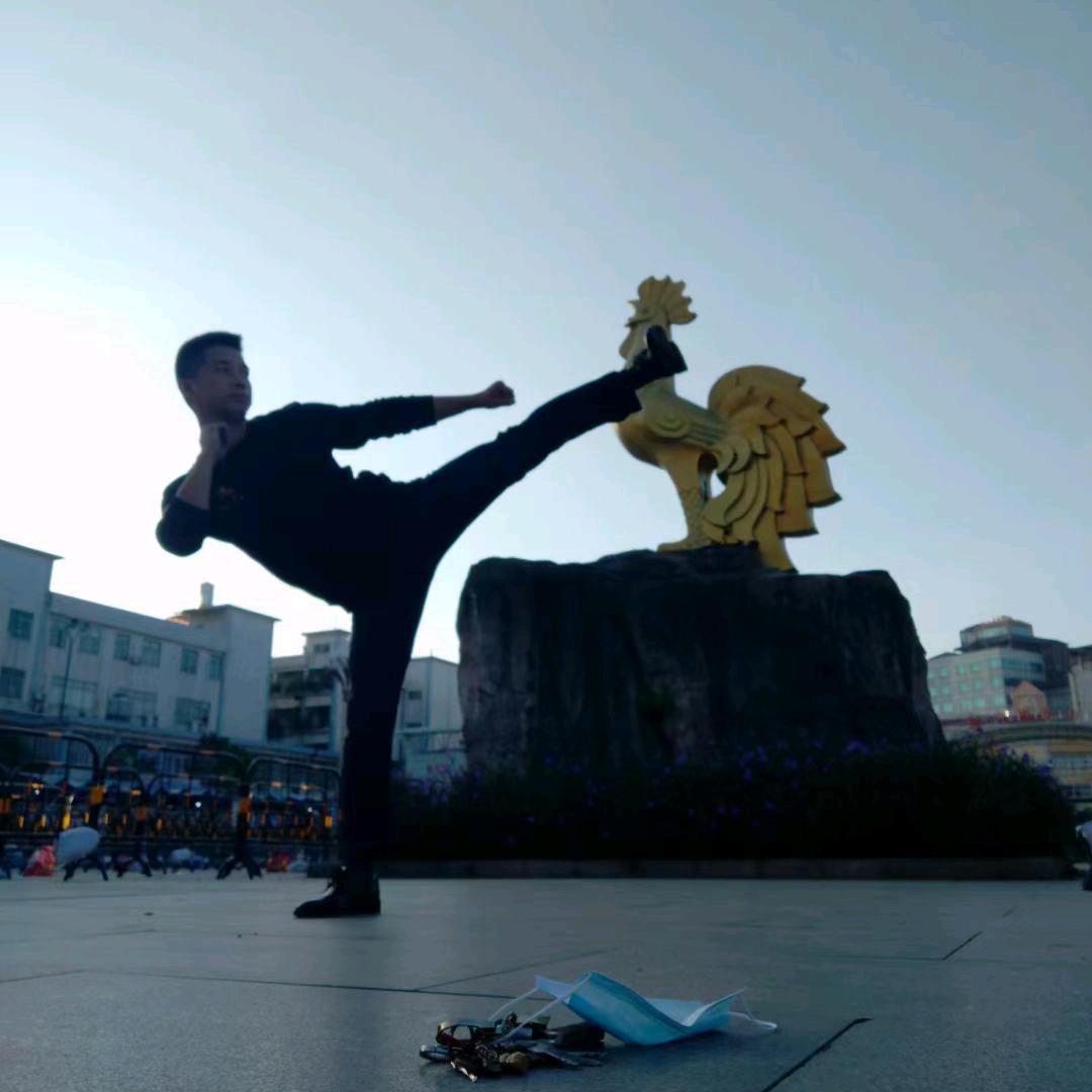 龙🐲传人李小龙工作室精益武道胡小龙