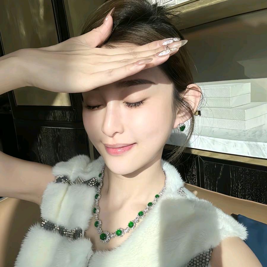 昕昕爱美丽🥰