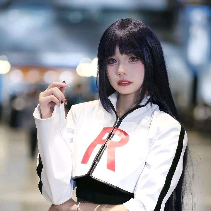 周曦曦