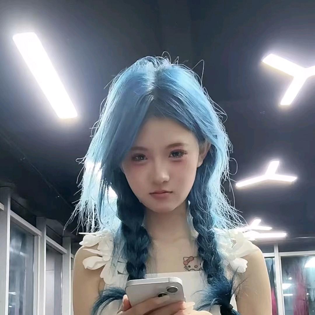 ॱ૧(●´KK৺`●)૭