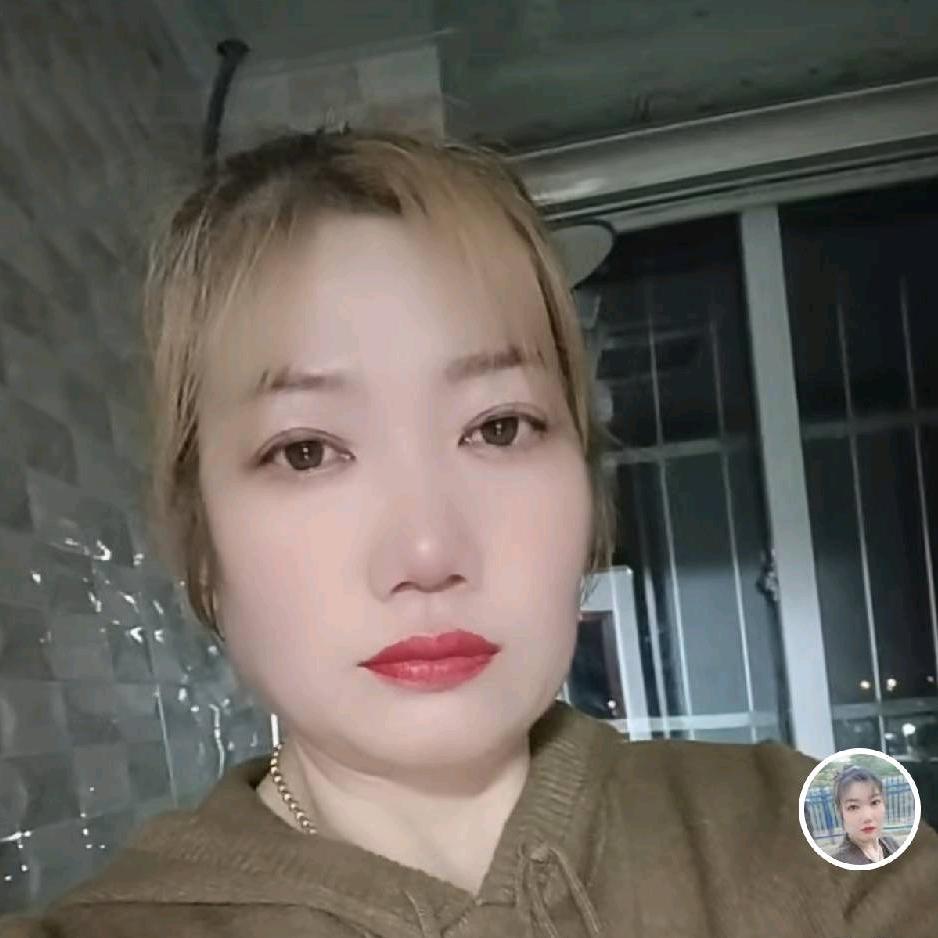 杨华。