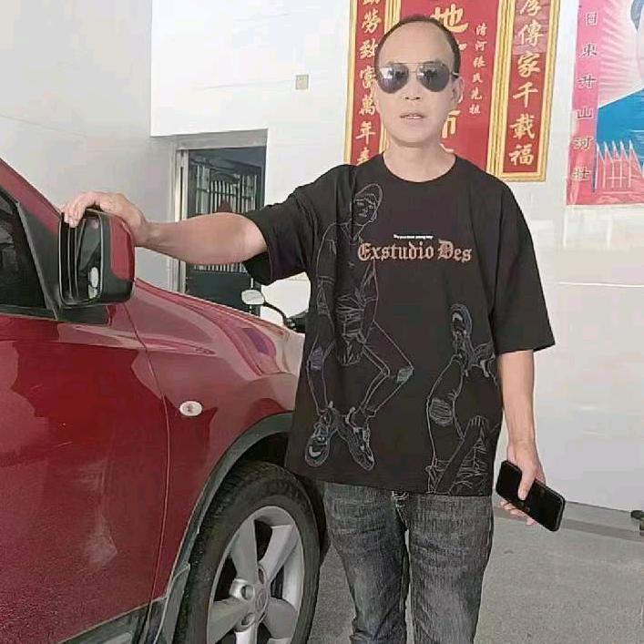 赶马运输沙子.红砖，承接唱夜歌。