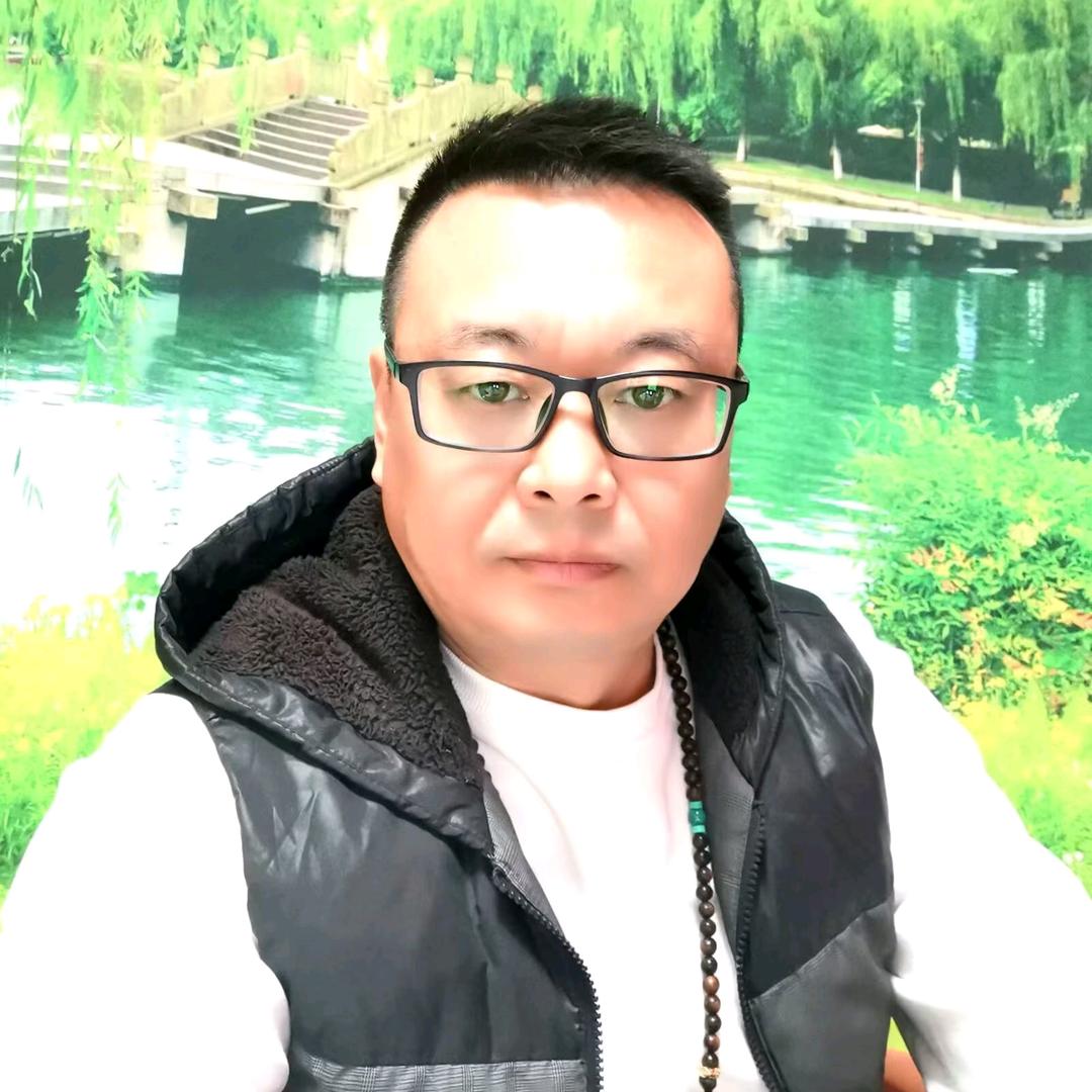 吉祥哥①🎤早8:40开播号在主页