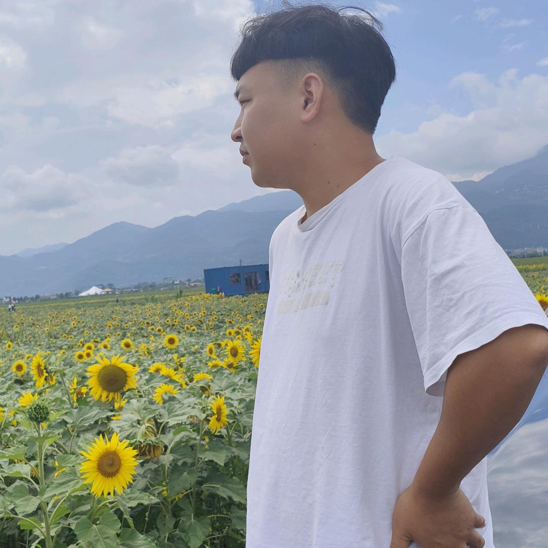 ঞ俗人ᝰ爱财᭄এ