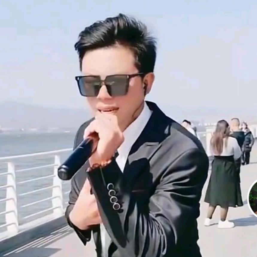 苹果乡🍎阿飞