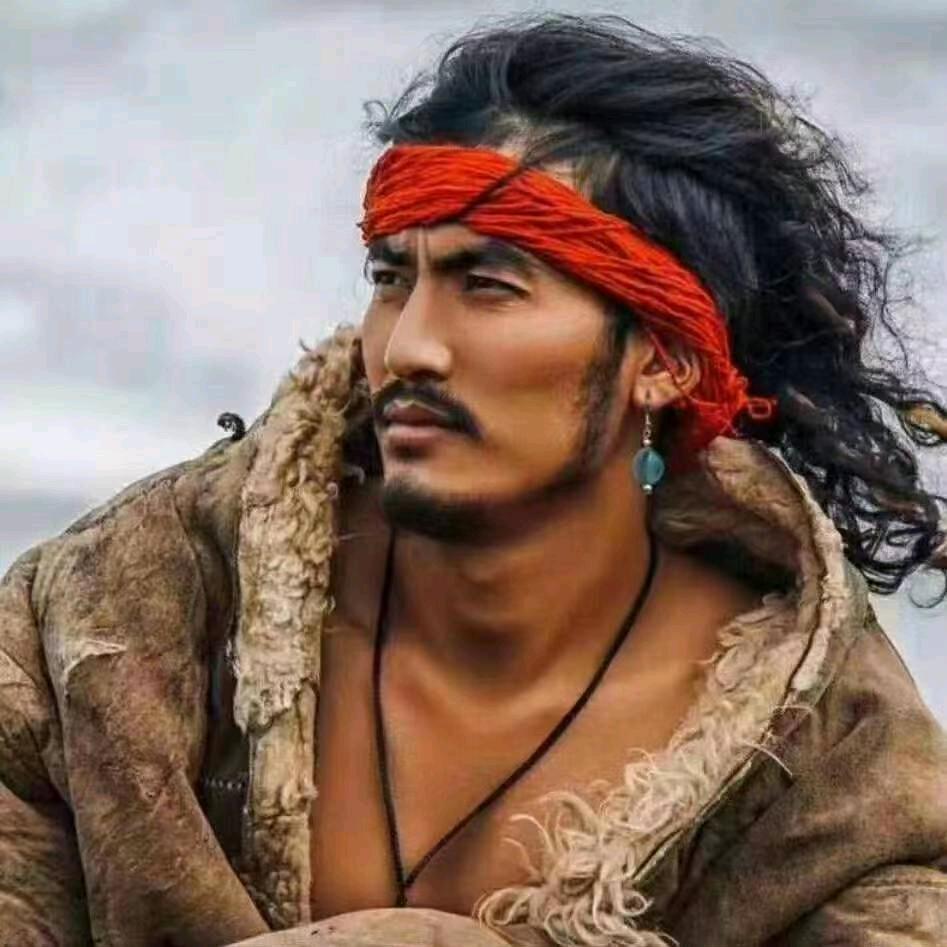 达，娃，石，确