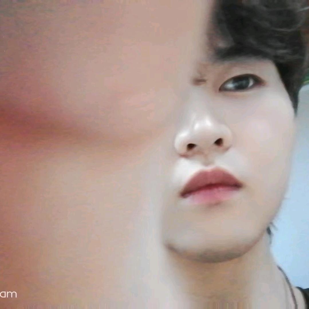 看不到耳朵的小李(王者时事)