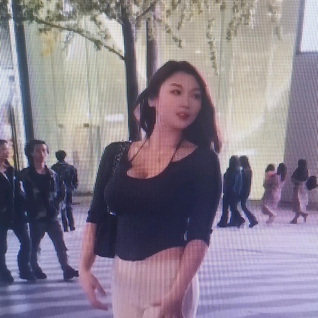 池子单身