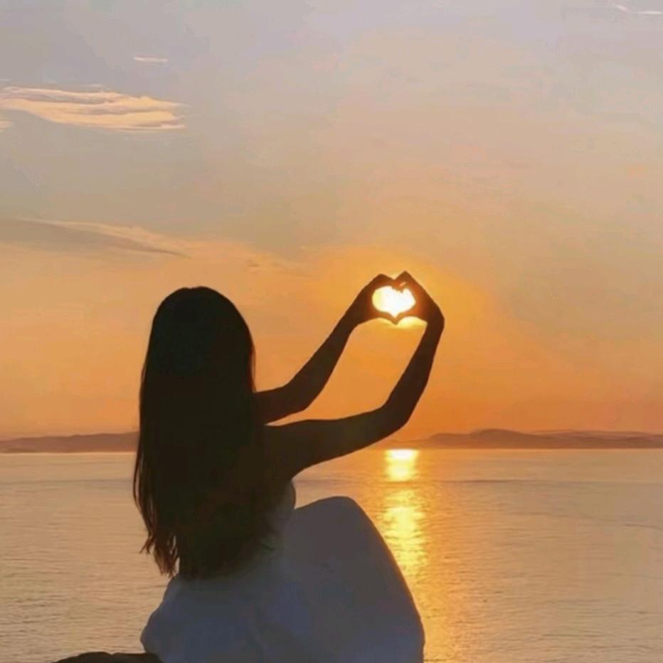 🕊༄℘⃝㞮孞࿐