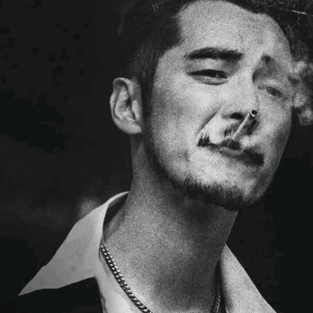 明g