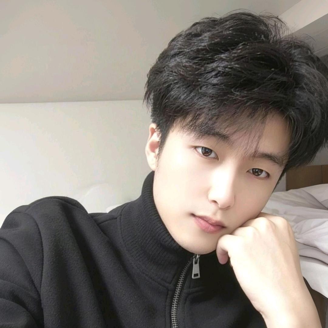 坐望清风雾起时