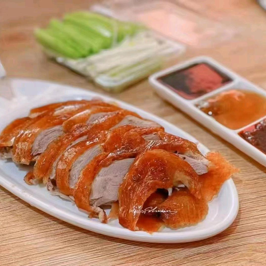 北京片皮烤鸭