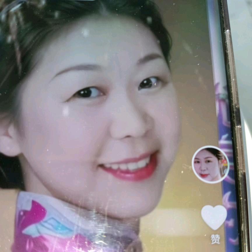 朱姐（早上八点十分开播）