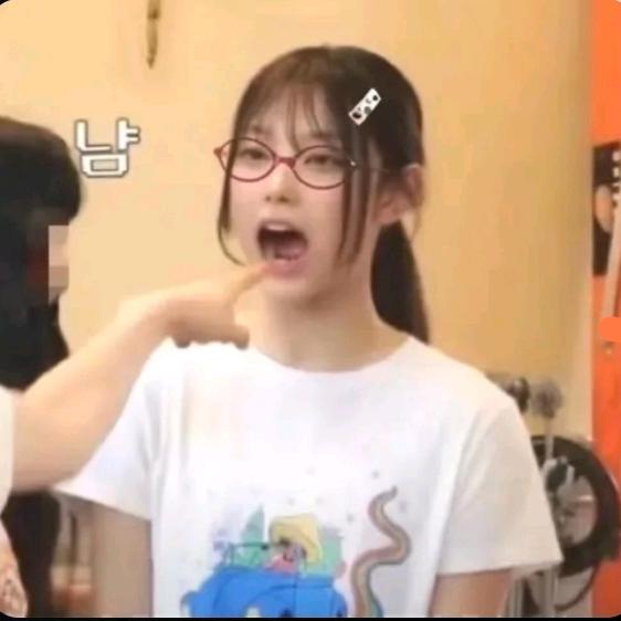 轰炸机