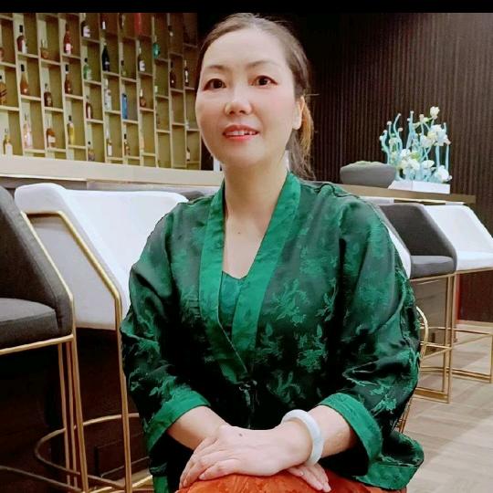 琴琴爱运动