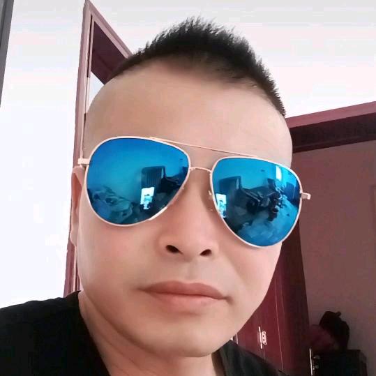 襄阳开心六哥