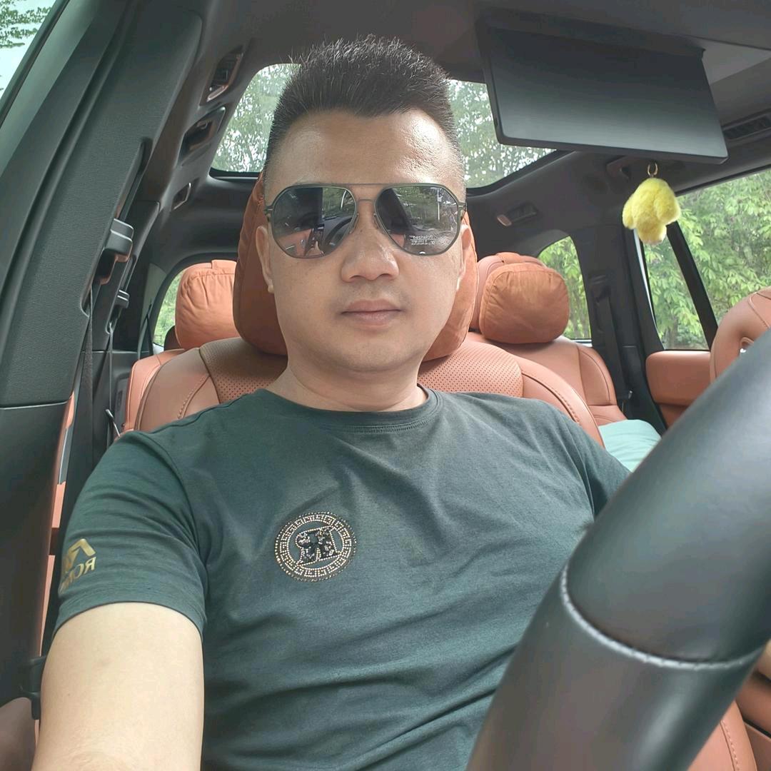 三一徐工临工挖机销售夏顺华