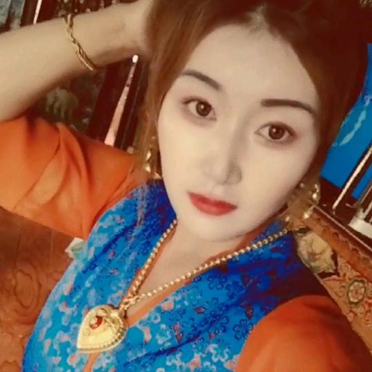 西藏女人