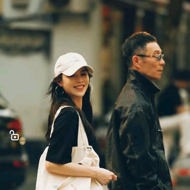 海上YeBa(极简穿搭)