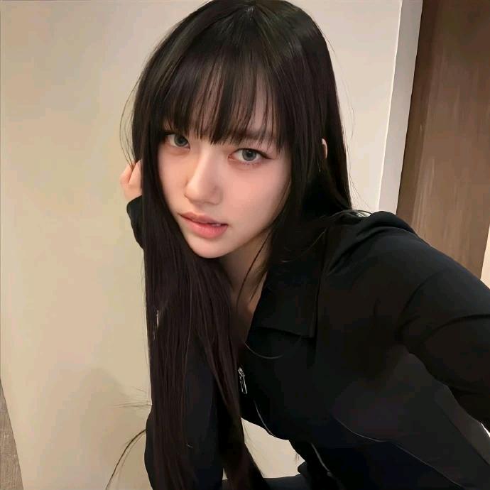 陳佳.