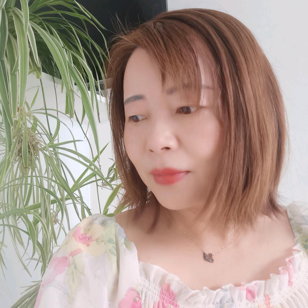 带刺的梅瑰🌹🌹