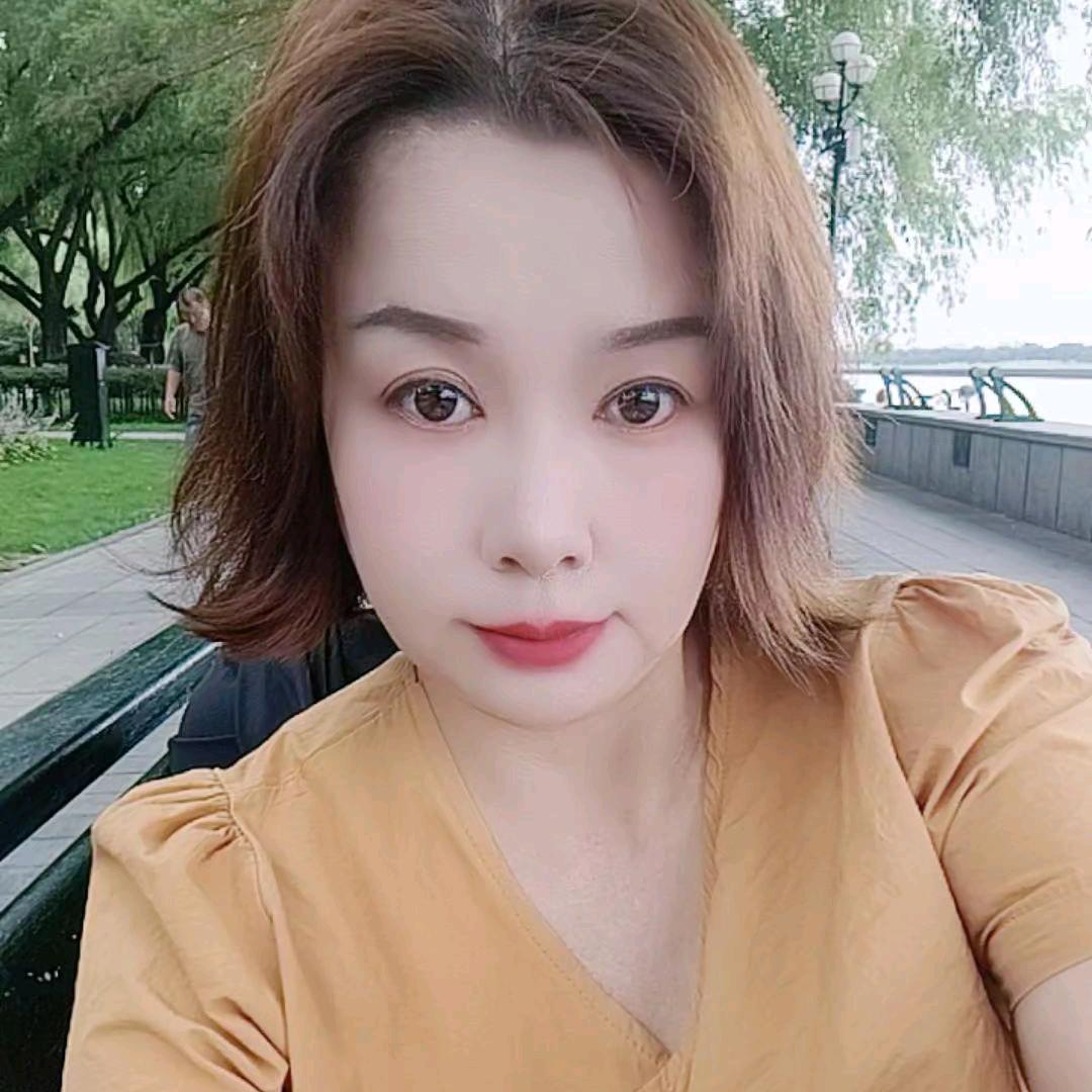 娜娜