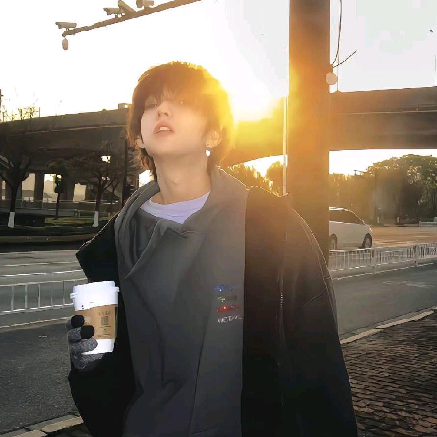 ℘G.E.M.枯萎 ༊º