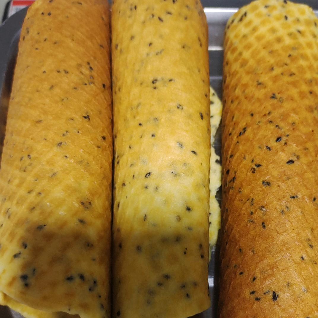 小小的两只