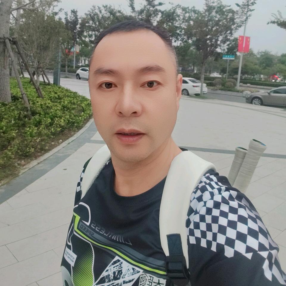 虫哥🐛