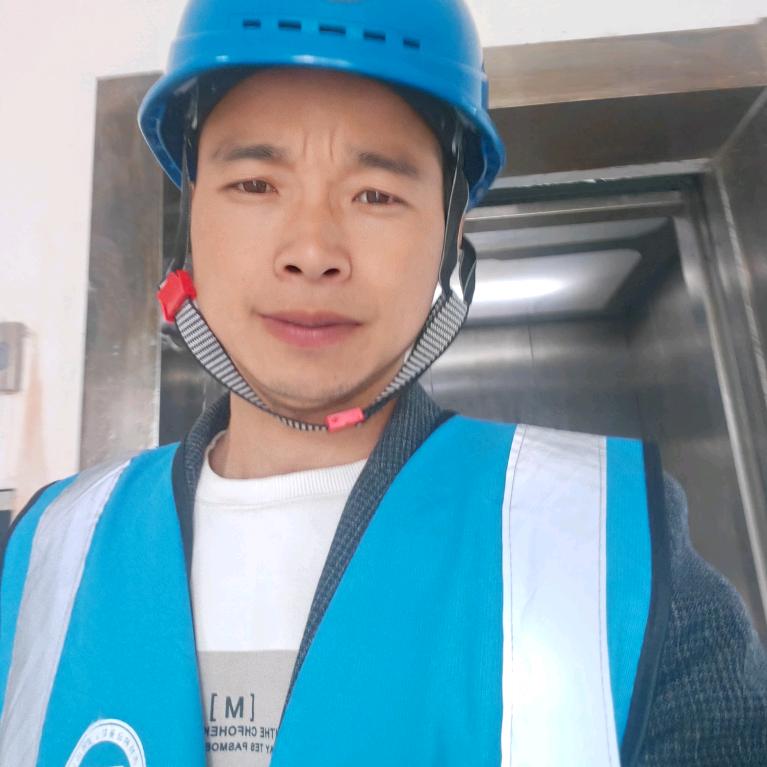 光辉，，，，，，