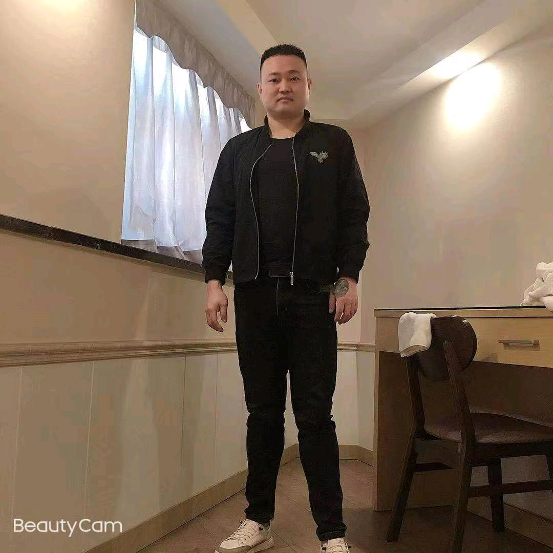 小  勇   哥