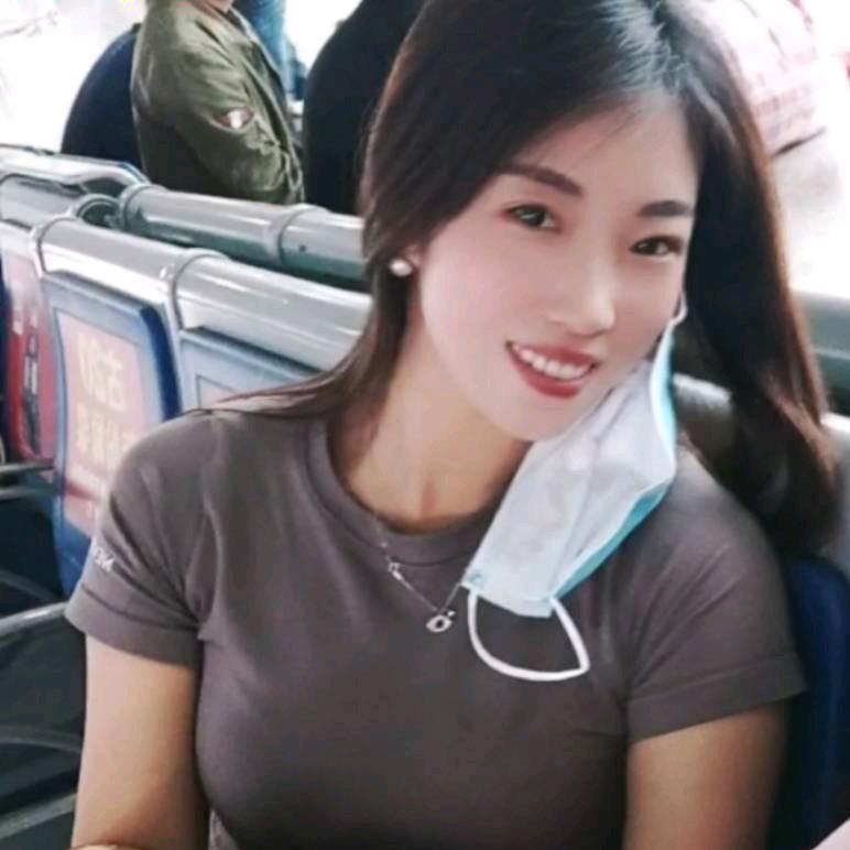 吴蓉