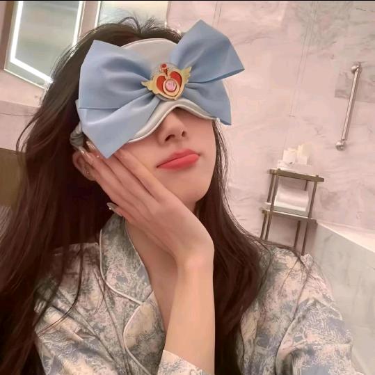 吃不饱的小胖妞