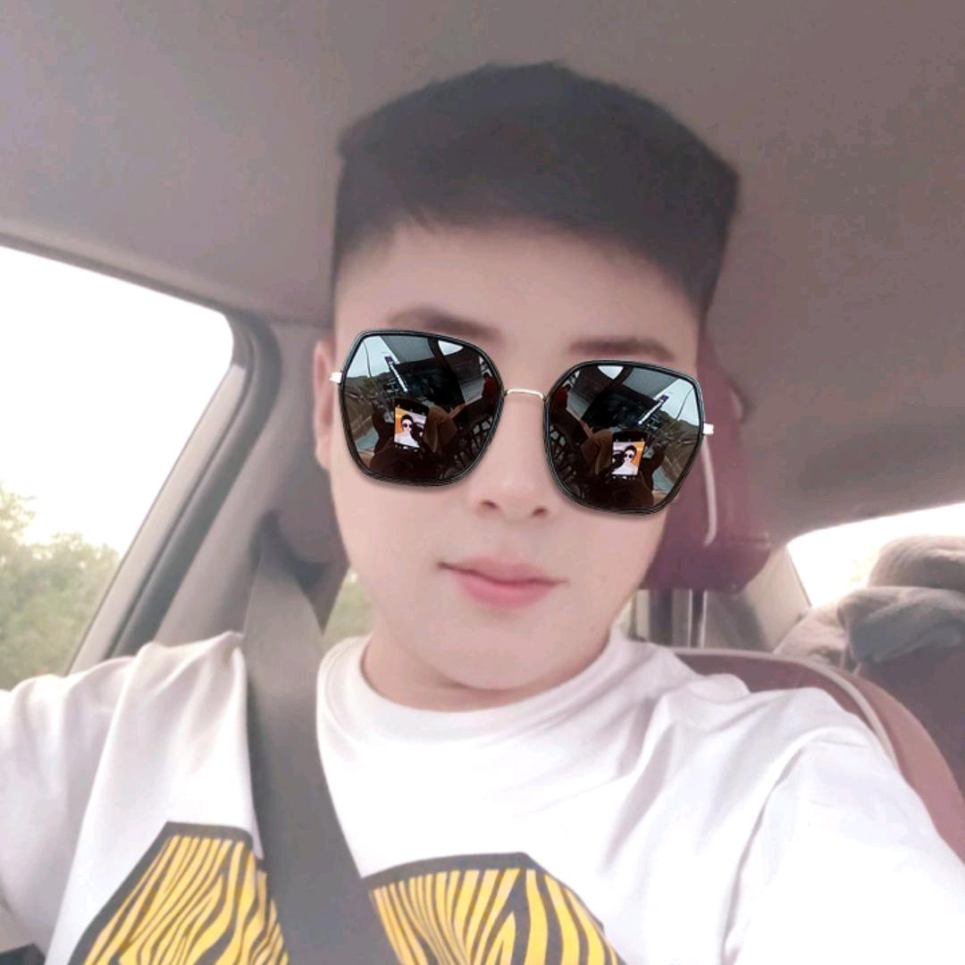 小先生 😂😂😂