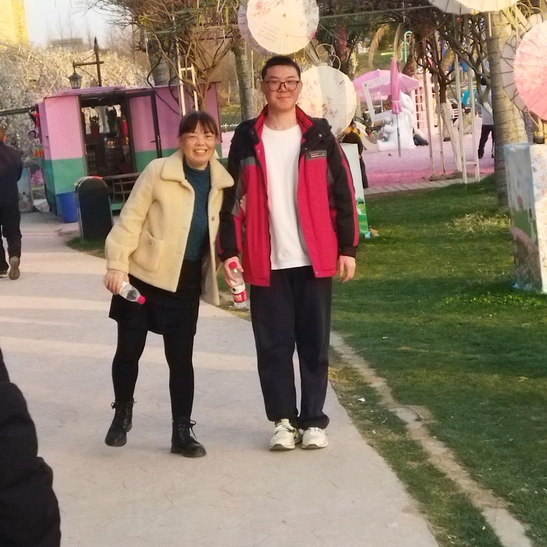 一戒法师      李半仙儿