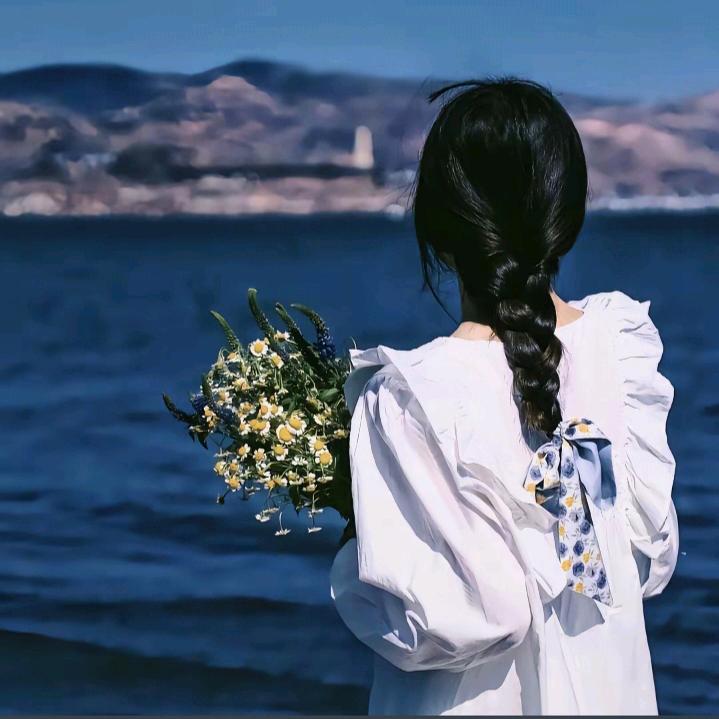 曲སྒྲོན་