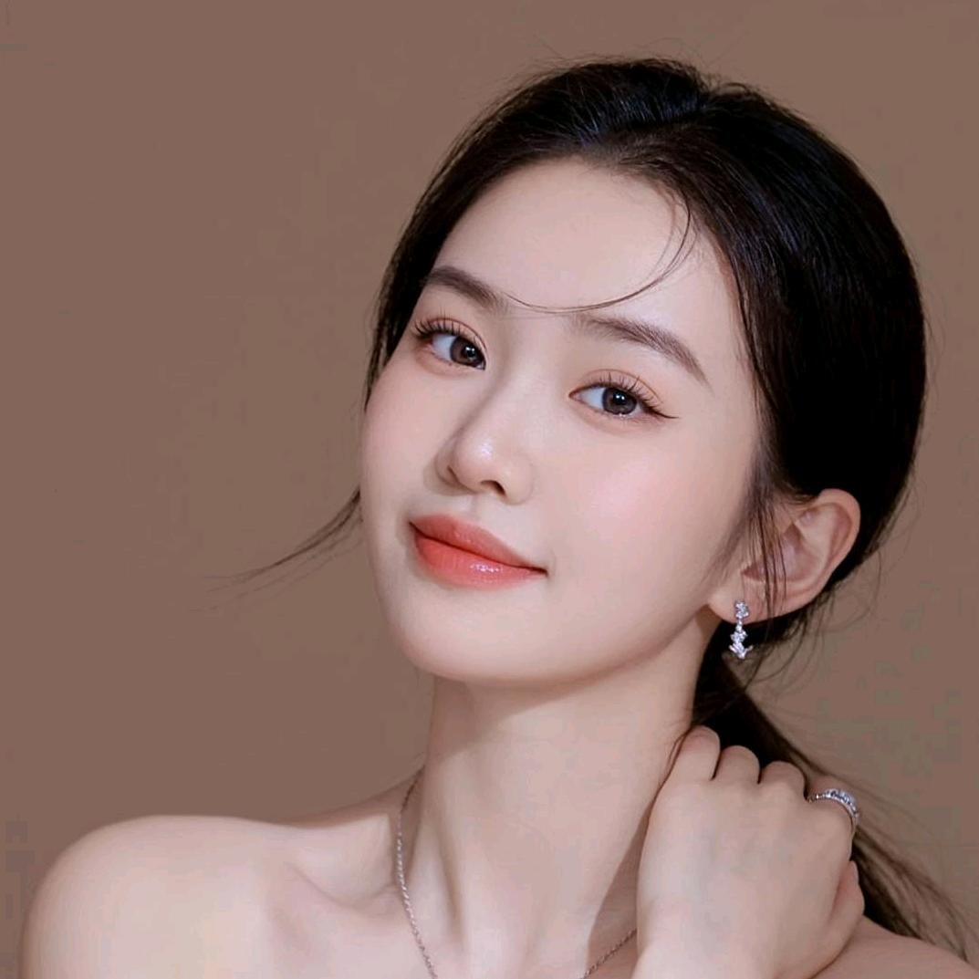 娜娜♡